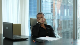 Blowjob and Anal: Stefany's Path to Employment - 在GEEZ.TUBE上的免费色情内容