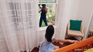 The Housewife's Tattooed Body Gets Fucked - pornô grátis no GEEZ.TUBE
