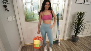Latina Maid's Amateur Fuck - porno gratuito su GEEZ.TUBE