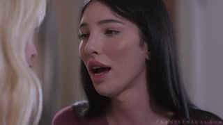 Blonde Shemale Ava Holt Sucks & Rides for Cumshot in Hot Scene - porn percuma di GEEZ.TUBE