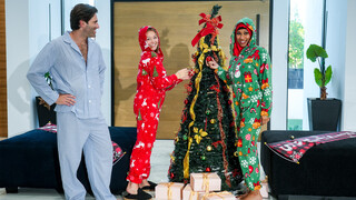 Holiday Cheer with Skyla Sun - pornô grátis no GEEZ.TUBE