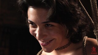 Brooklyn Gray Gets Suspended by The Pope - porn gratis di GEEZ.TUBE