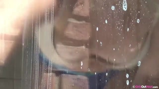 Tonton Blonde & Brunette Shower Fuck - Big Boobs Action di GEEZ.TUBE - video terbaik