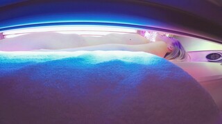 Tanning Bed Creampie - Amateur Couple Sex - GEEZ.TUBEで無料ポルノ