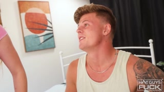 Big Titted Blonde Lindsay Lee Fucks Gunnar - porno gratuito su GEEZ.TUBE