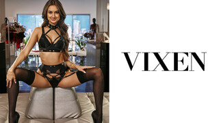 Eliza Ibarra in Lingerie - gratis porno op GEEZ.TUBE