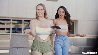 Outdoor Car Sex - Scott Nails Fucks Brunette & Blonde in Wild Threesome - free porn on GEEZ.TUBE